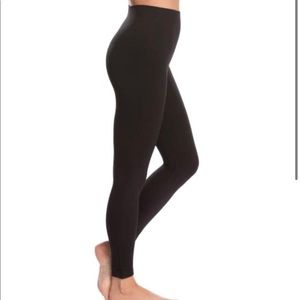 Spanx look at me now seamless leggings